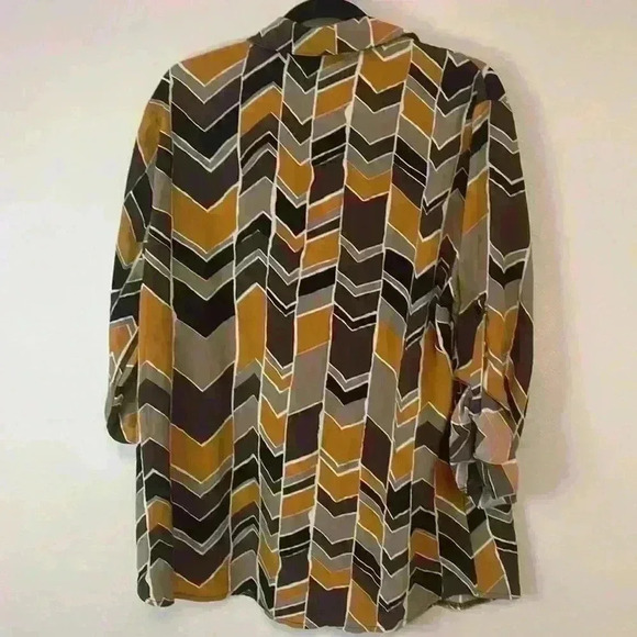 Emery Rose chevron black grey and mustard yellow button up shirt size XL - Picture 3 of 5
